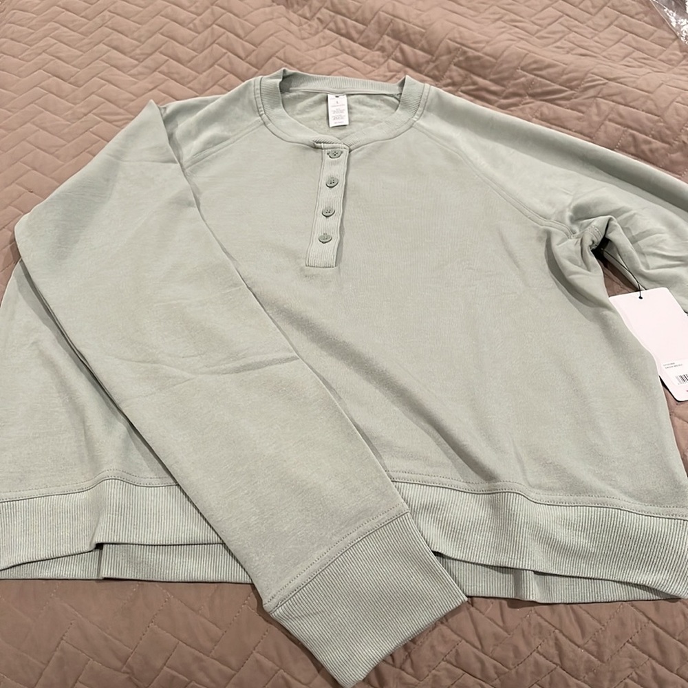 Yogalicious by Reflex Terry Henley Cropped Crew Sweatshirt / NWT / Size Large - Picture 4 of 9